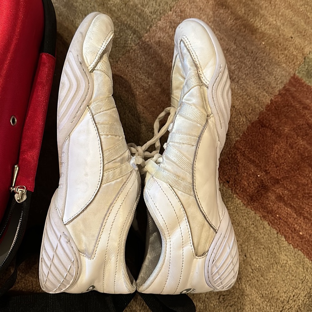 Nfinity Evolution Cheer Shoes - Picture 3 of 9